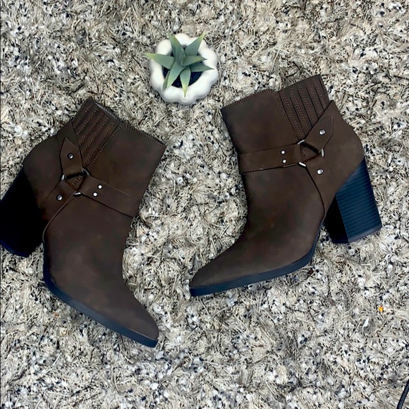 Indigo Red Shoes - Indigo‎ Red brown saddle up western buckle boots